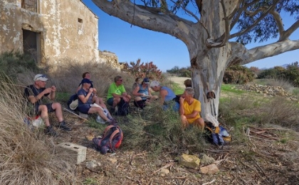 Geniet van een wandelvakantie in november: even pauze in de herfstzon van Cabo de Gata, Andalusië. Ontdek rust, natuur en unieke landschappen tijdens jouw najaarsreis Spanje