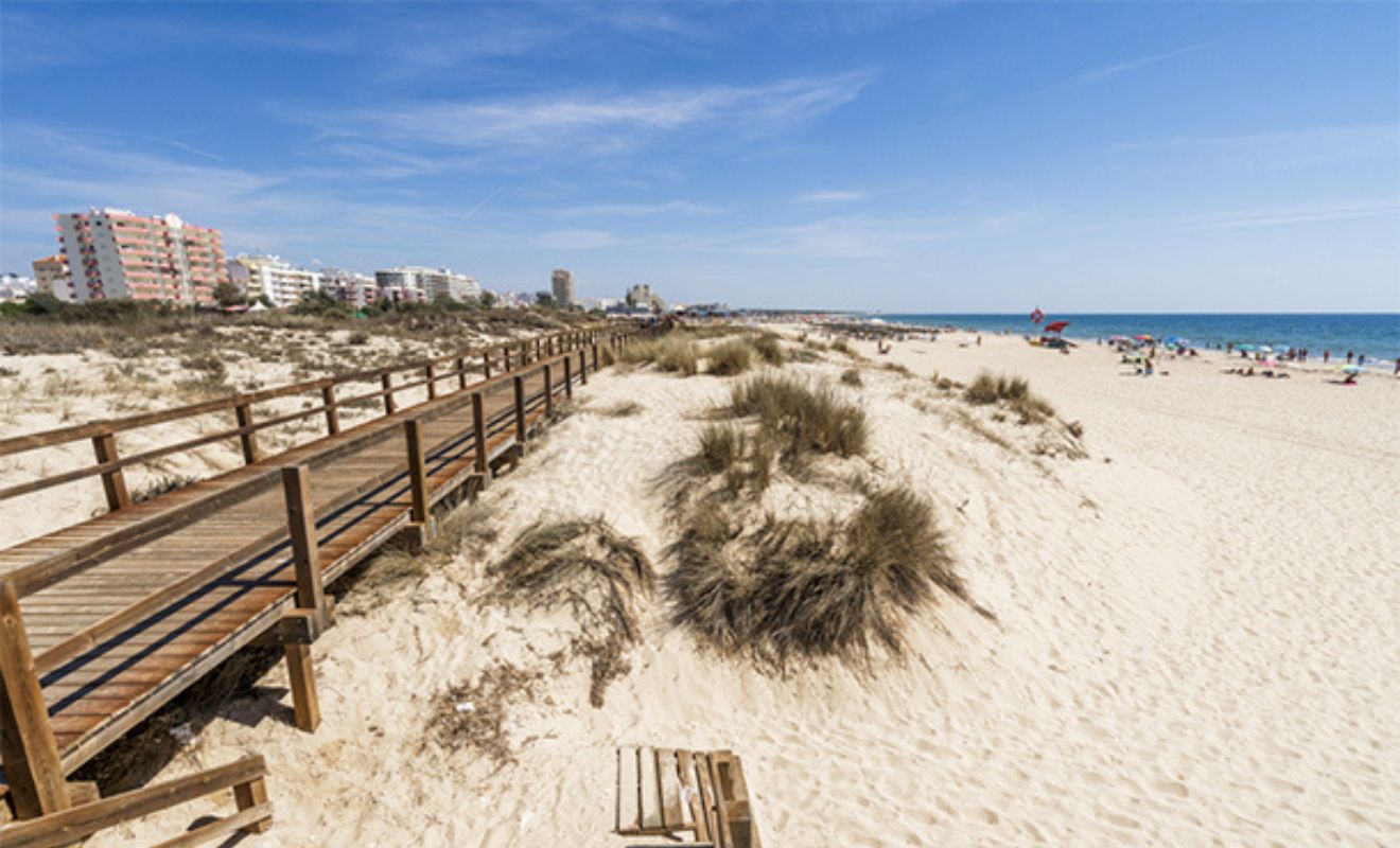 Lange zandstranden in Monte Gordo